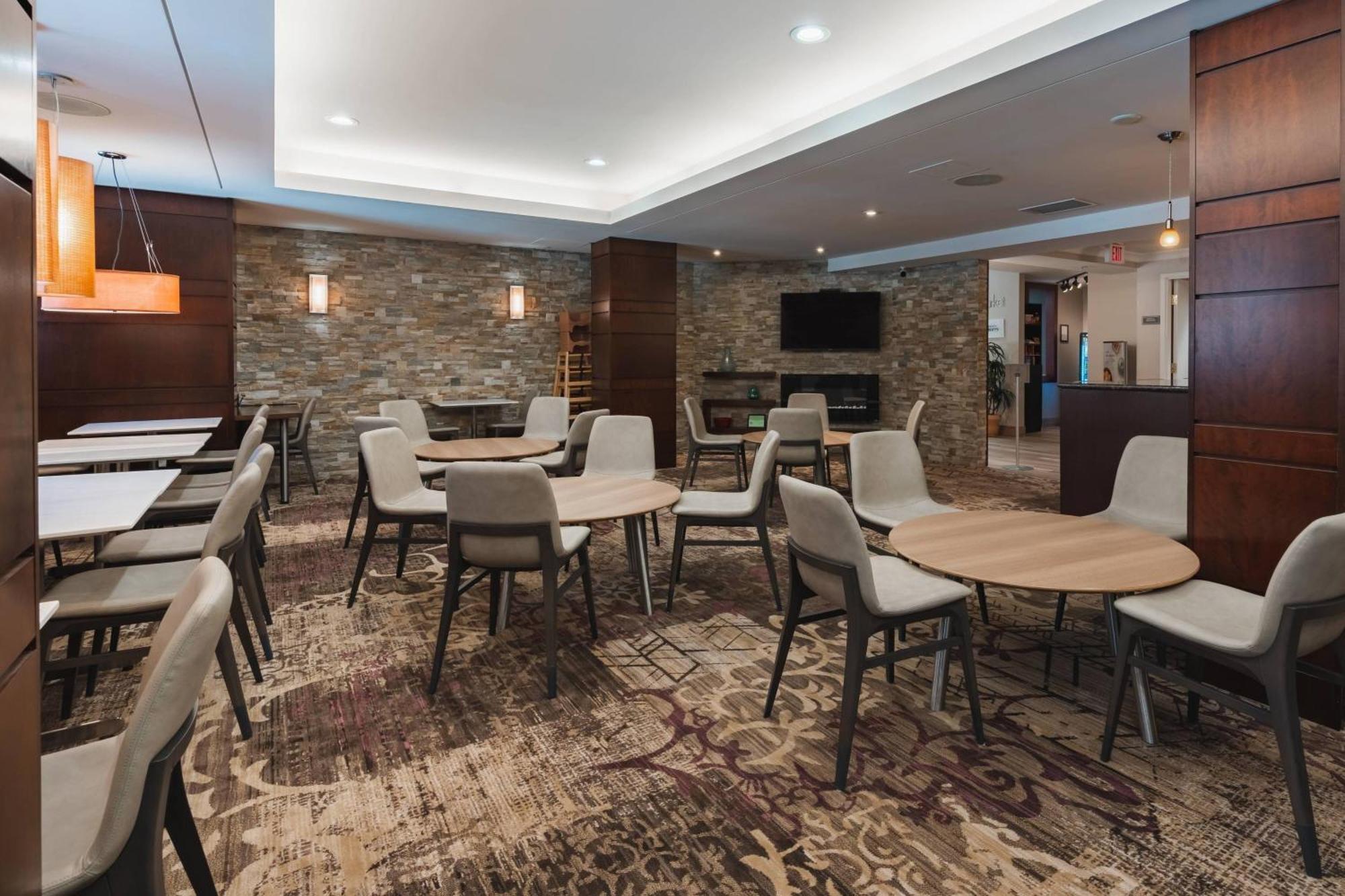 Residence Inn By Marriott Halifax Downtown מראה חיצוני תמונה