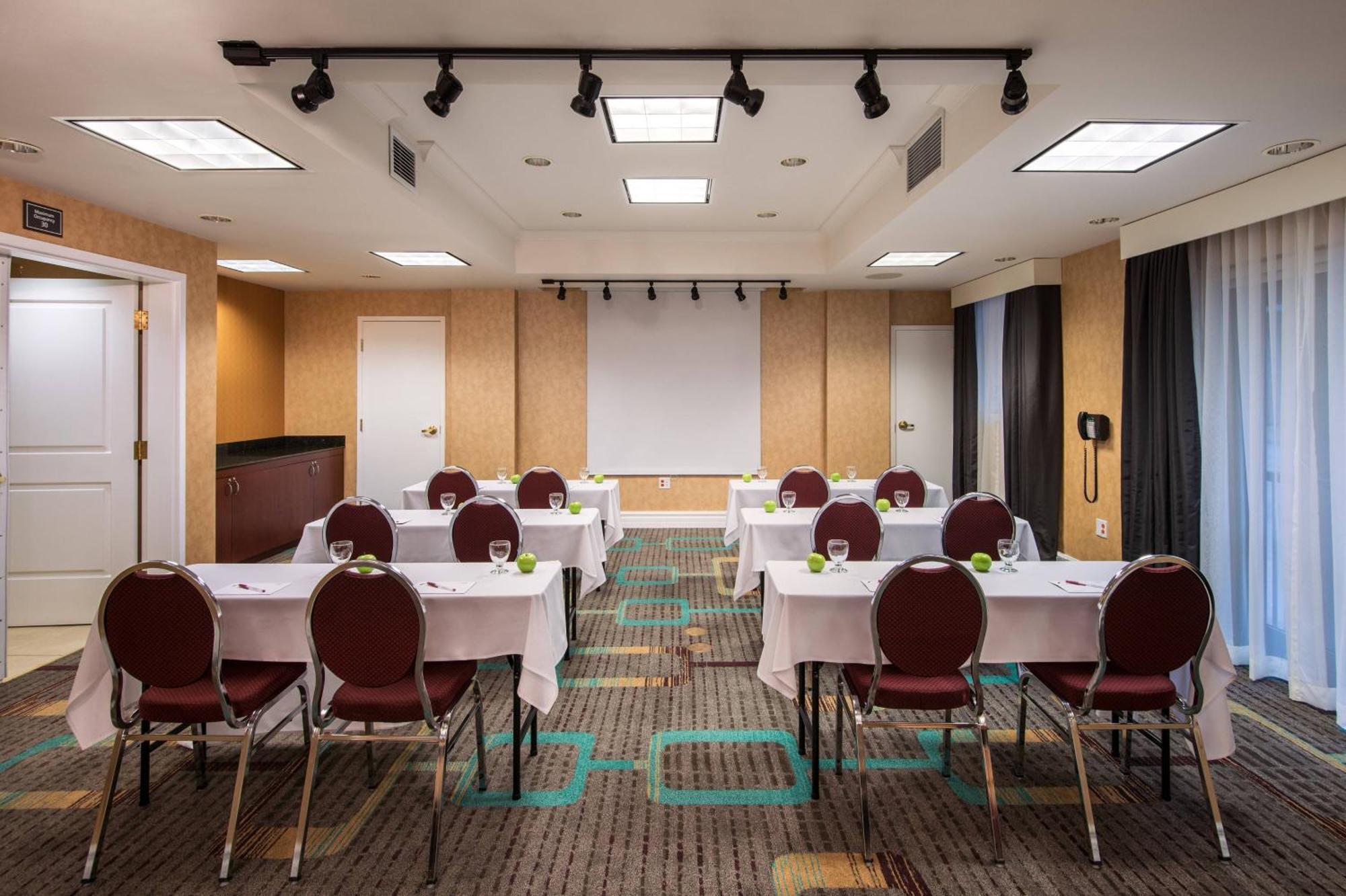 Residence Inn By Marriott Halifax Downtown מראה חיצוני תמונה